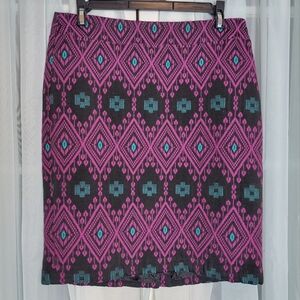 Ann Taylor Pencil Mini Skirt 6P Straight Lined Colorful Geometric Aztec Office